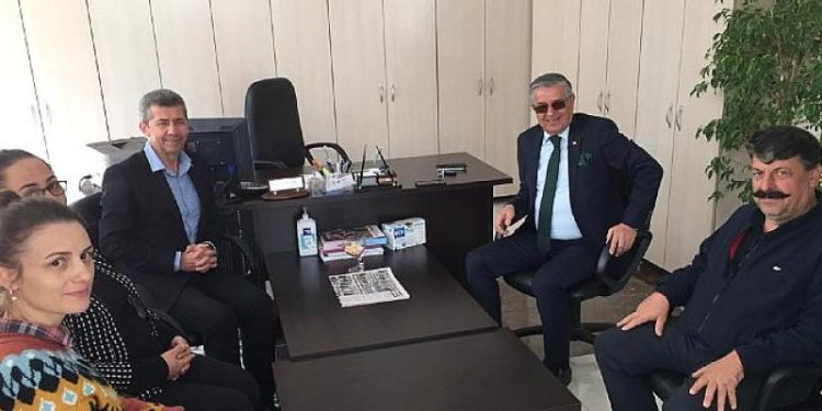 Başkan Topaloğlu’ndan Esnaf Odası Başkanı Ünsal’a Ziyaret