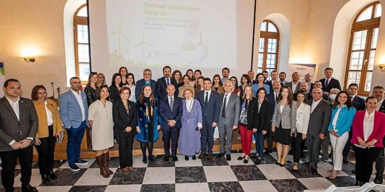 İzmir’in profesyonelleri için sürdürülebilirlik programı başladı