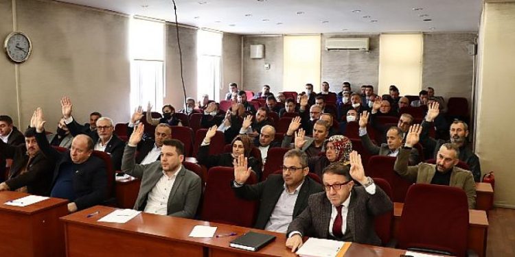 Kandıra Belediyesi meclisinde 6 gündem maddesi görüşüldü