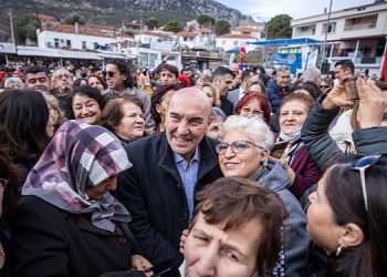 “Baharın da siyasetin de yalancısına inanmayın”