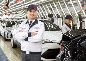 Türkiye’nin İlk Şarj Edilebilir Hibrit Otomobili Yeni Toyota C-HR, Sakarya’da Üretilecek