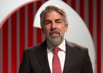 Vodafone, Yenilebilir Enerjiyle Kapsam 2 Emisyonlarını Sıfırladı